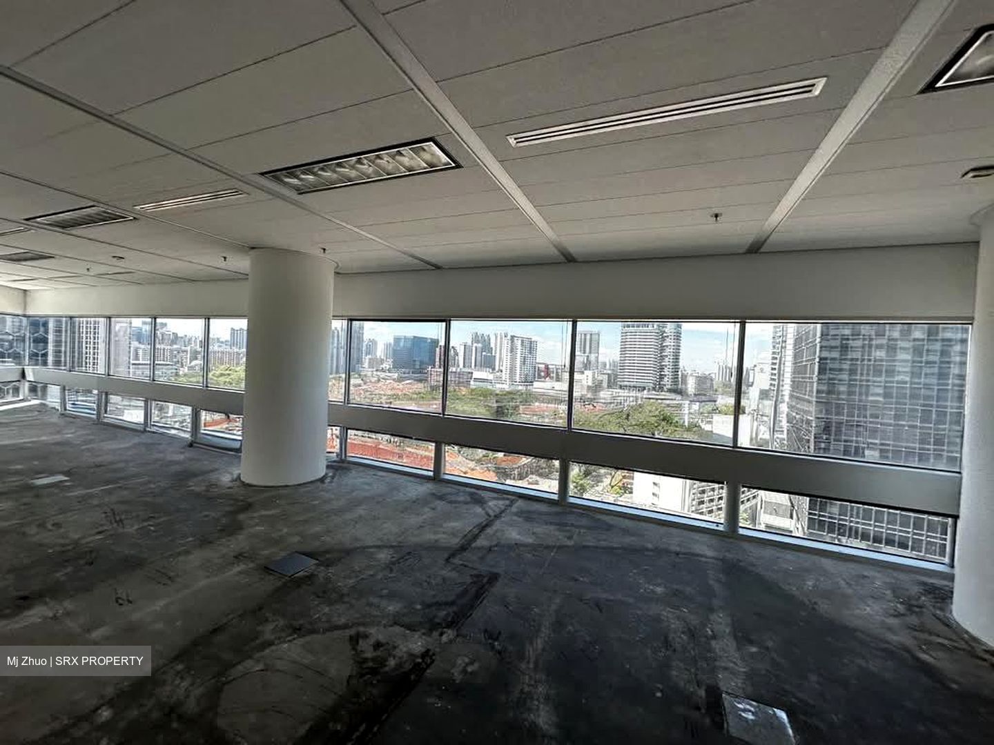 Gateway East (D7), Office #544182531
